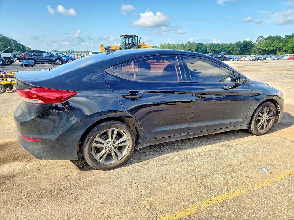 Продажа на аукционе авто 2018 Hyundai Elantra, vin: 5NPD84LF4JH279409, номер лота: 58735356