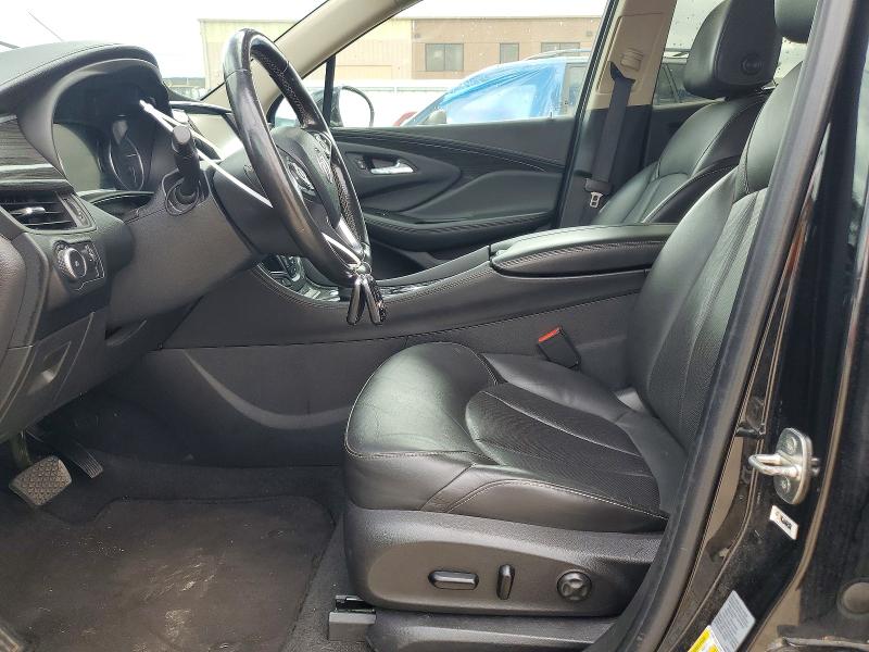 56611326 :رقم المزاد ، LRBFX3SX7JD002113 vin ، 2018 Buick Envision مزاد بيع