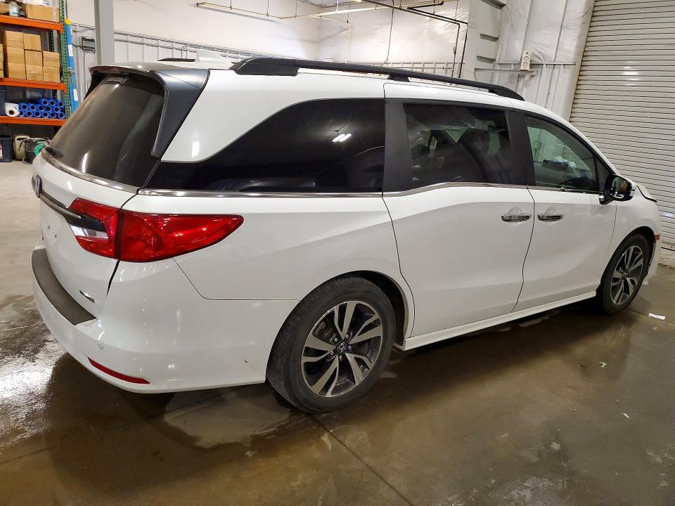 55887616 :رقم المزاد ، 5FNRL6H84MB038091 vin ، 2021 Honda Odyssey مزاد بيع