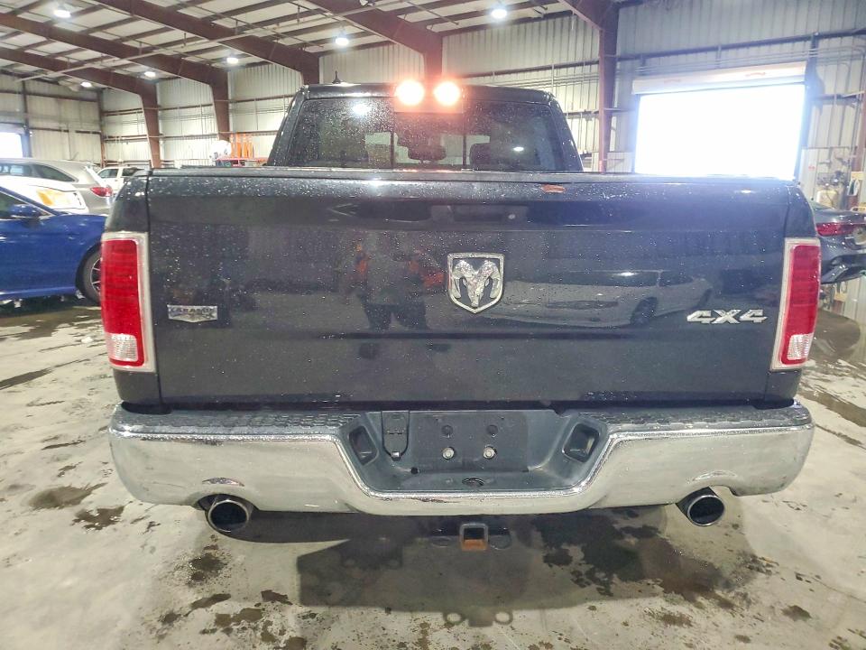 59630636 :رقم المزاد ، 1C6RR7VM2JS293544 vin ، 2018 Ram 1500 مزاد بيع