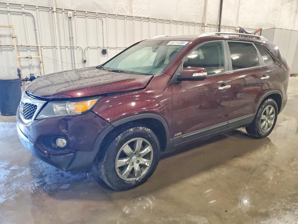 55711356 :رقم المزاد ، 5XYKTCA68CG243042 vin ، 2012 Kia Sorento مزاد بيع