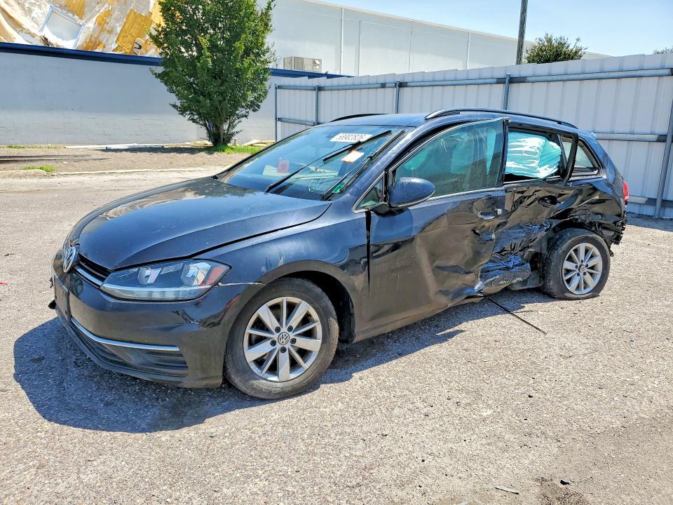 58902826 :رقم المزاد ، 3VWD17AUXJM763440 vin ، 2018 Volkswagen Golf Sportwagen مزاد بيع