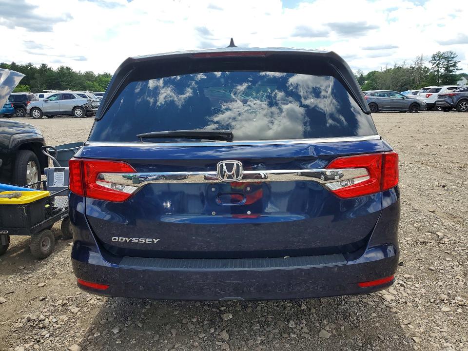 58385856 :رقم المزاد ، 5FNRL6H74JB020693 vin ، 2018 Honda Odyssey مزاد بيع