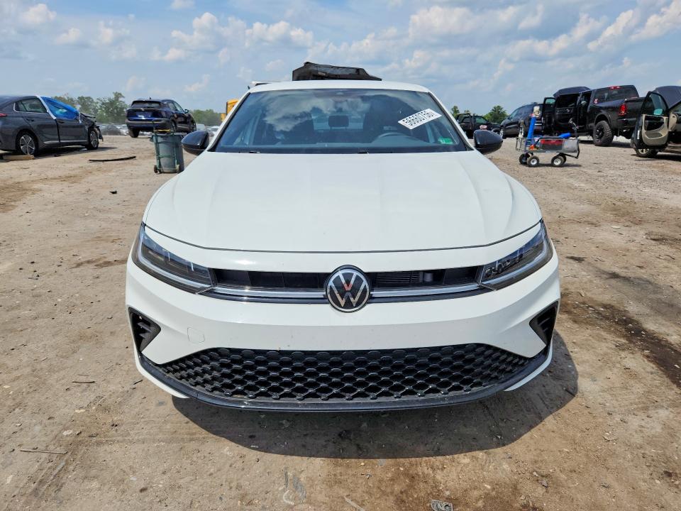 56660756 :رقم المزاد ، 3VWBX7BU9SM099377 vin ، 2025 Volkswagen Jetta مزاد بيع