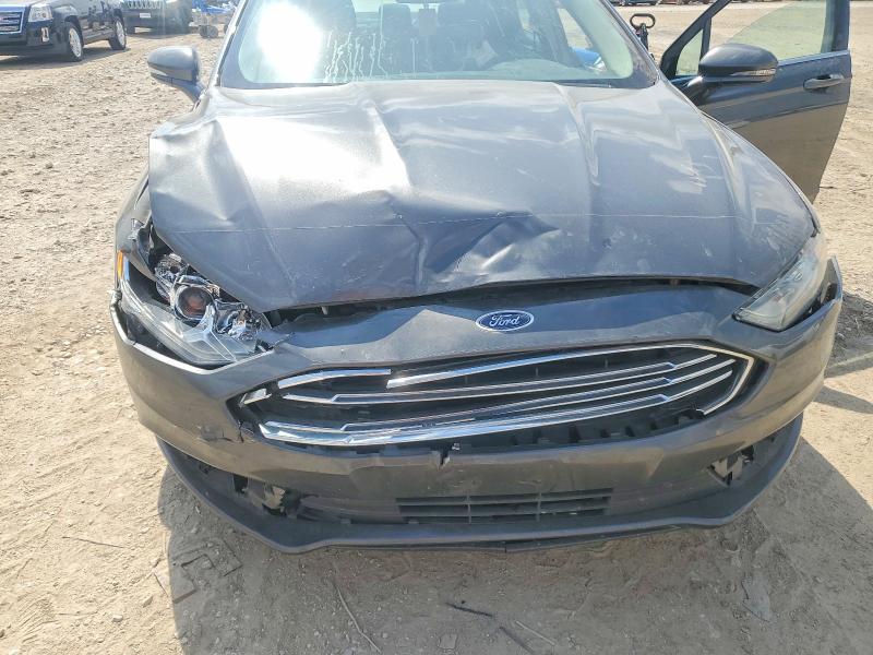 56125706 :رقم المزاد ، 3FA6P0LU6HR307436 vin ، 2017 Ford Fusion مزاد بيع
