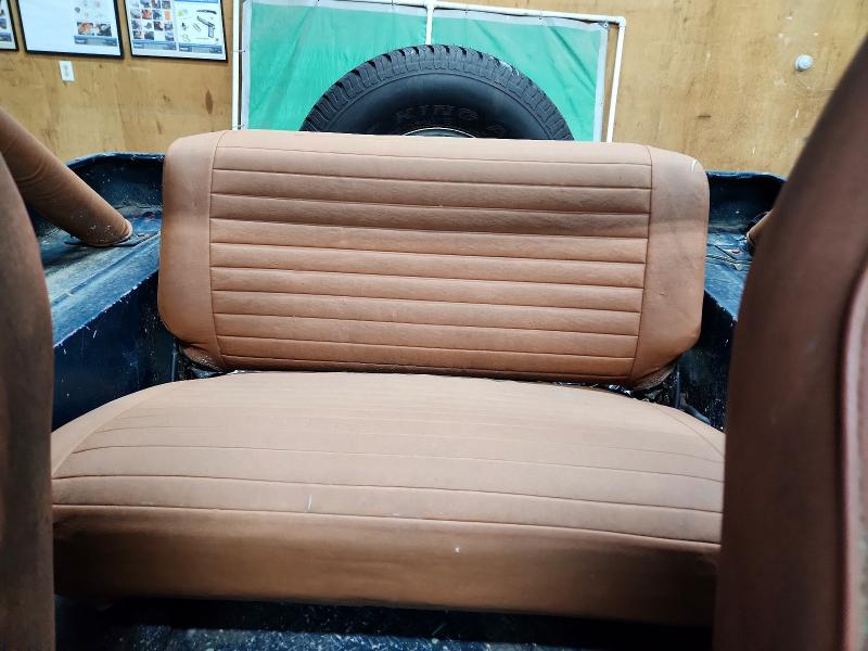 57373586 :رقم المزاد ، 1JCCM87A5ET048399 vin ، 1984 Jeep Jeep مزاد بيع