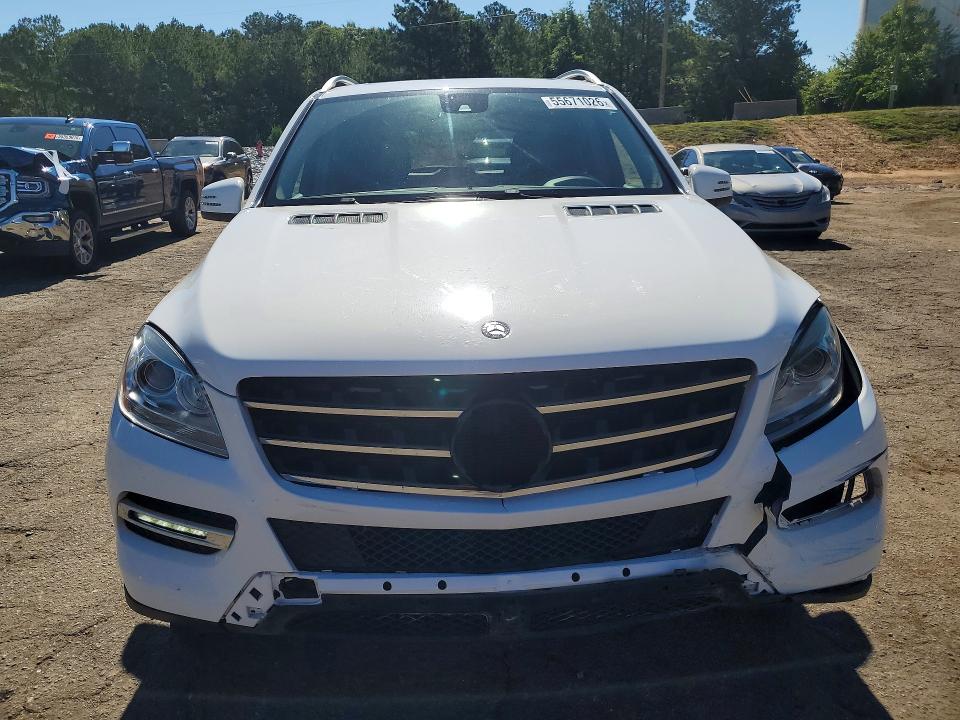Продажа на аукционе авто 2015 Mercedes-benz Ml, vin: 4JGDA5JB8FA613834, номер лота: 55671026
