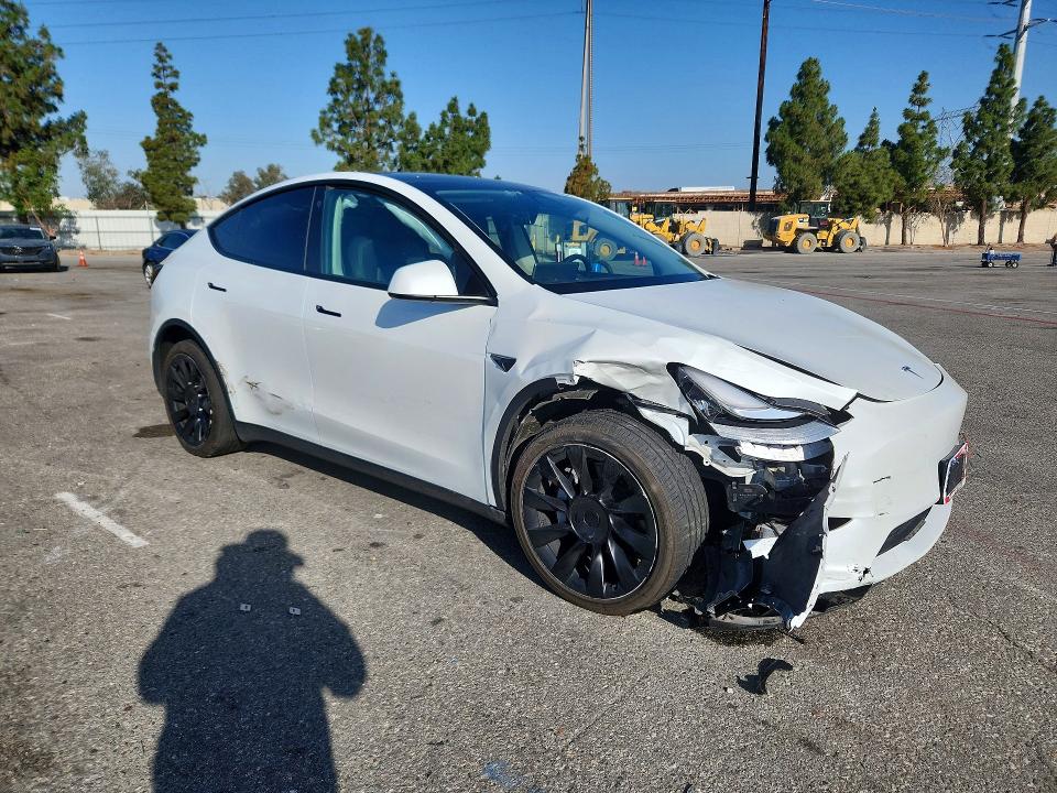 2022 Tesla Model Y მანქანა იყიდება აუქციონზე, vin: 7SAYGDEE2NF439349, აუქციონის ნომერი: 56543086