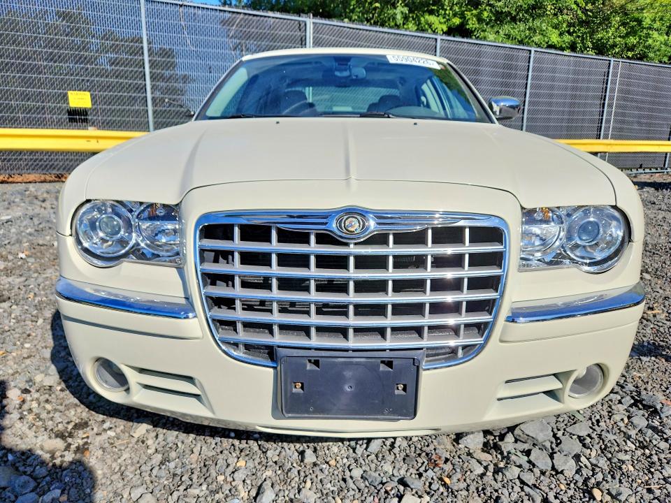 Продажа на аукционе авто 2007 Chrysler 300c, vin: 2C3LA63H87H610186, номер лота: 55904226