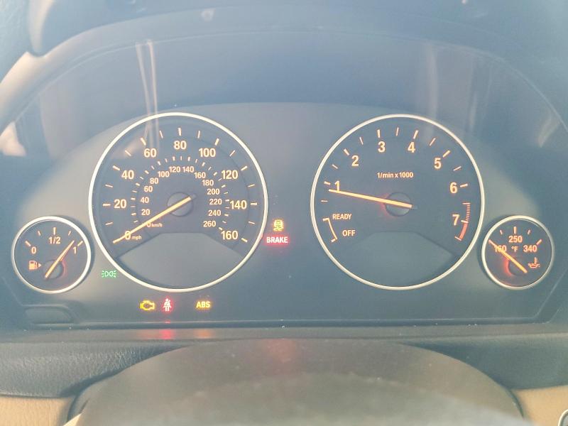 2015 Bmw 320 მანქანა იყიდება აუქციონზე, vin: WBA3B1C50FP831838, აუქციონის ნომერი: 85626015