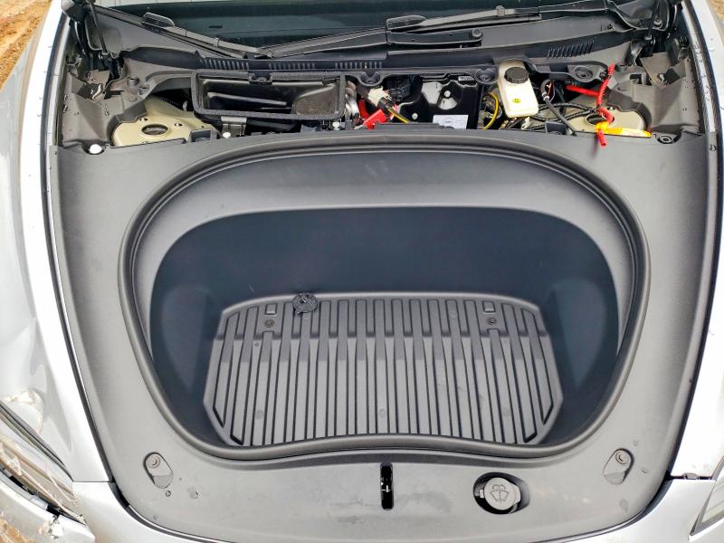 57318986 :رقم المزاد ، 5YJ3E1EAXTF183001 vin ، 2026 Tesla Model 3 مزاد بيع