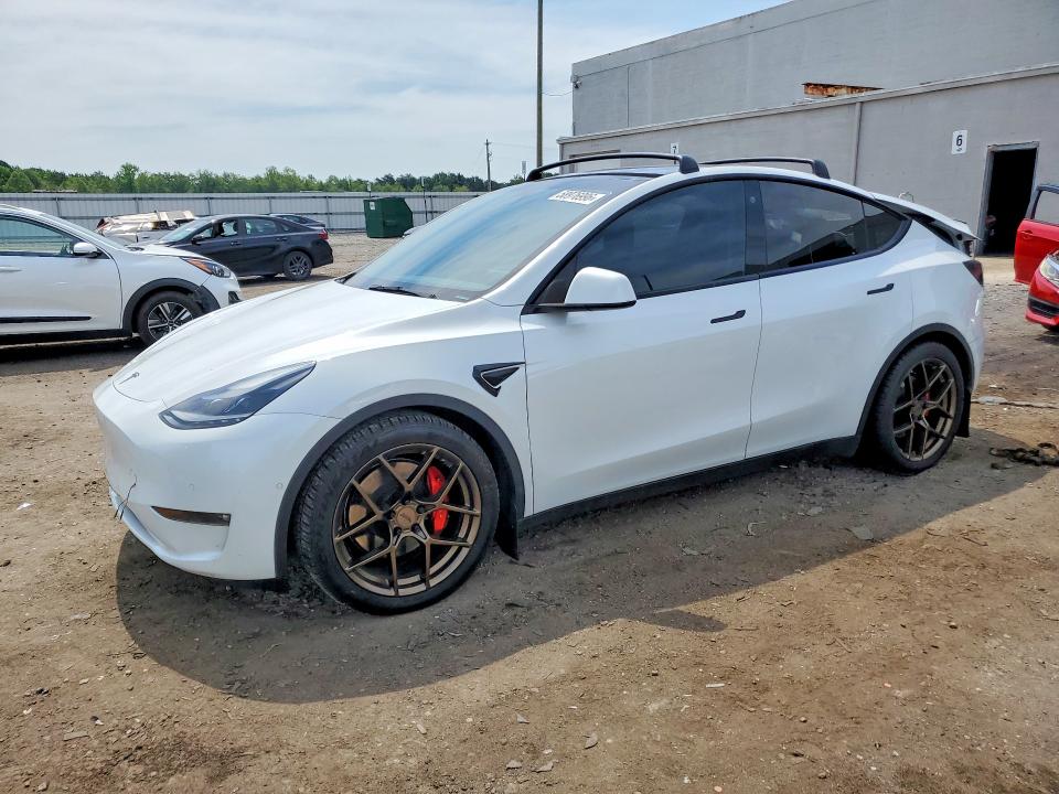 58976996 :رقم المزاد ، 5YJYGDEF8MF258812 vin ، 2021 Tesla Model Y مزاد بيع