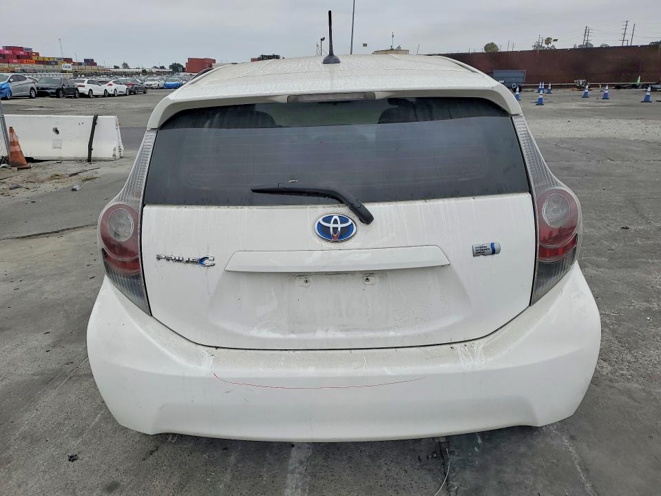 2012 Toyota Prius C მანქანა იყიდება აუქციონზე, vin: JTDKDTB34C1018070, აუქციონის ნომერი: 58604236