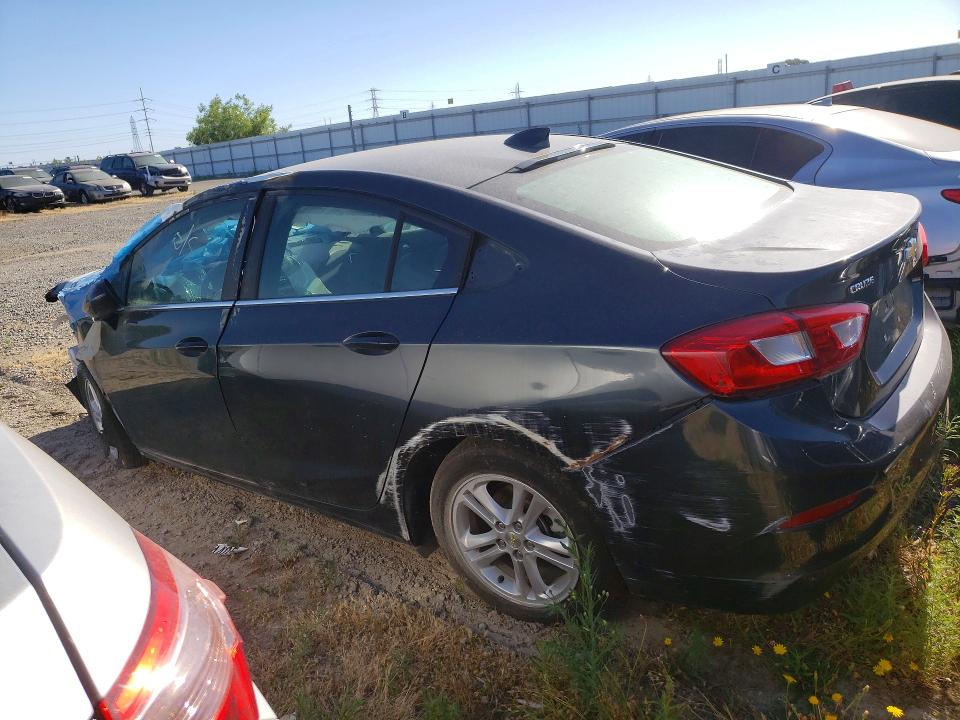 Продаж на аукціоні авто 2018 Chevrolet Cruze, vin: 1G1BE5SM0J7204676, номер лоту: 56375846
