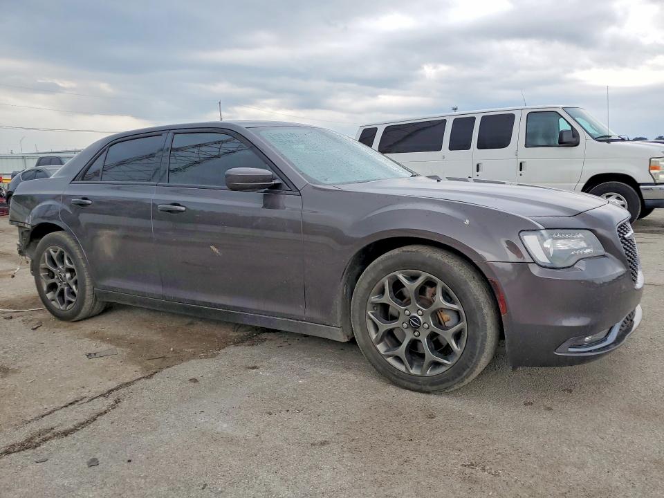 Продажа на аукционе авто 2015 Chrysler 300, vin: 2C3CCAGG8FH757038, номер лота: 56132736