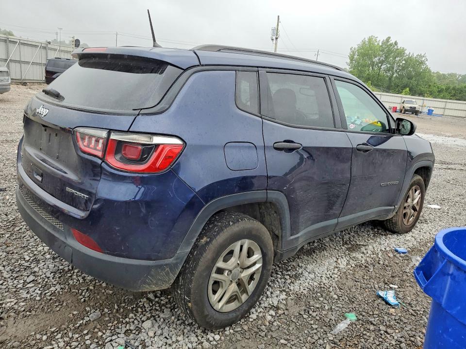 57715826 :رقم المزاد ، 3C4NJDAB5JT132038 vin ، 2018 Jeep Compass مزاد بيع