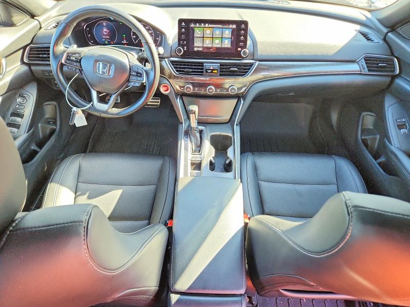Auction sale of the 2020 Honda Accord, vin: 1HGCV1F39LA125844, lot number: 55948236
