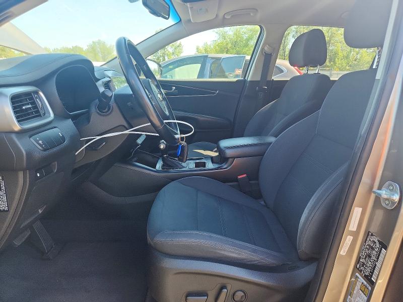58489956 :رقم المزاد ، 5XYPGDA31GG090905 vin ، 2016 Kia Sorento مزاد بيع