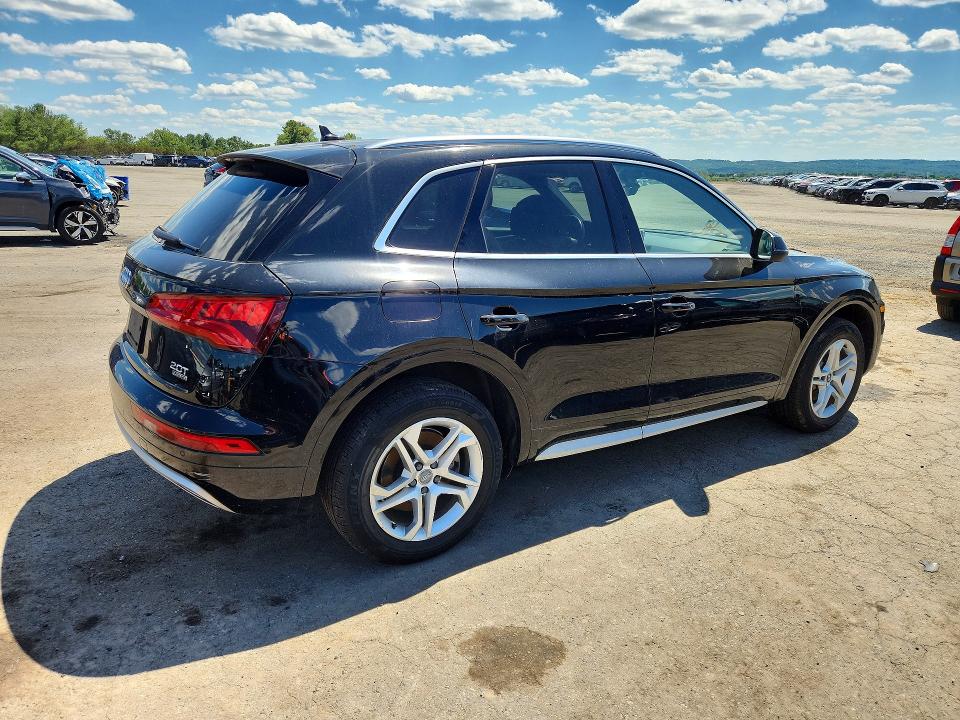 58714796 :رقم المزاد ، WA1BNAFY1J2034459 vin ، 2018 Audi Q5 مزاد بيع