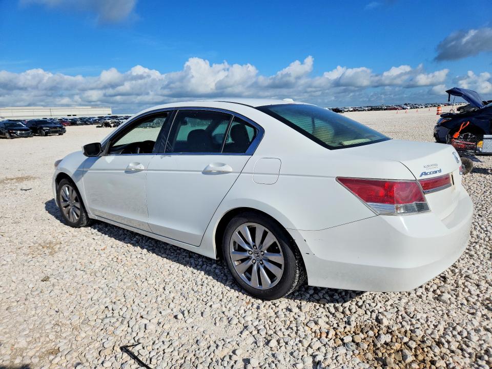 51293736 :رقم المزاد ، 1HGCP2F89CA186395 vin ، 2012 Honda Accord مزاد بيع