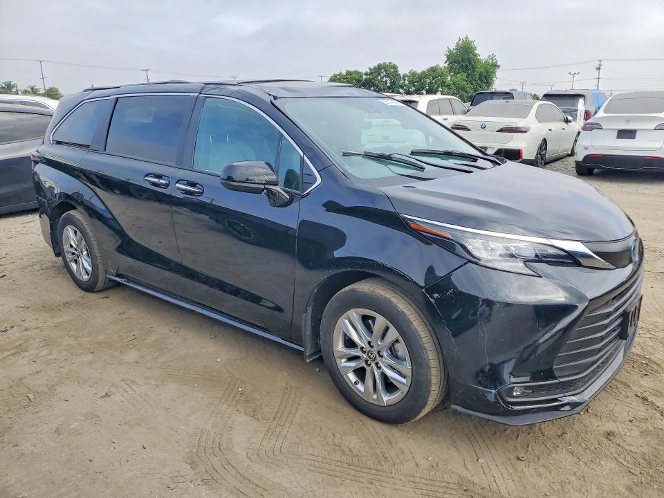 Aukcja sprzedaży 2025 Toyota Sienna, vin: 5TDJRKEC7SS231972, numer aukcji: 56147436