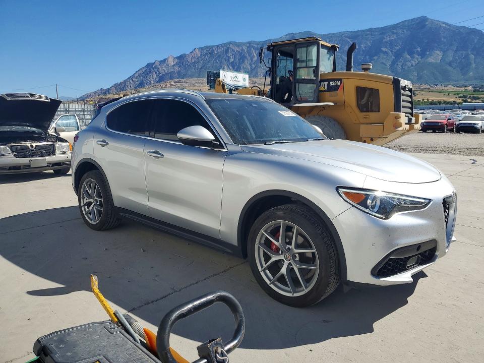 2018 Alfa Romeo Stelvio მანქანა იყიდება აუქციონზე, vin: ZASFAKBN1J7B97630, აუქციონის ნომერი: 57580706
