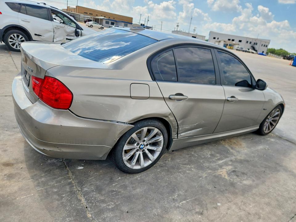 55727036 :رقم المزاد ، WBAPH7G51BNM58375 vin ، 2011 Bmw 3 Series 328i مزاد بيع