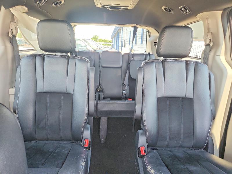 56397606 :رقم المزاد ، 2C4RDGCG3JR177565 vin ، 2018 Dodge Grand Caravan مزاد بيع