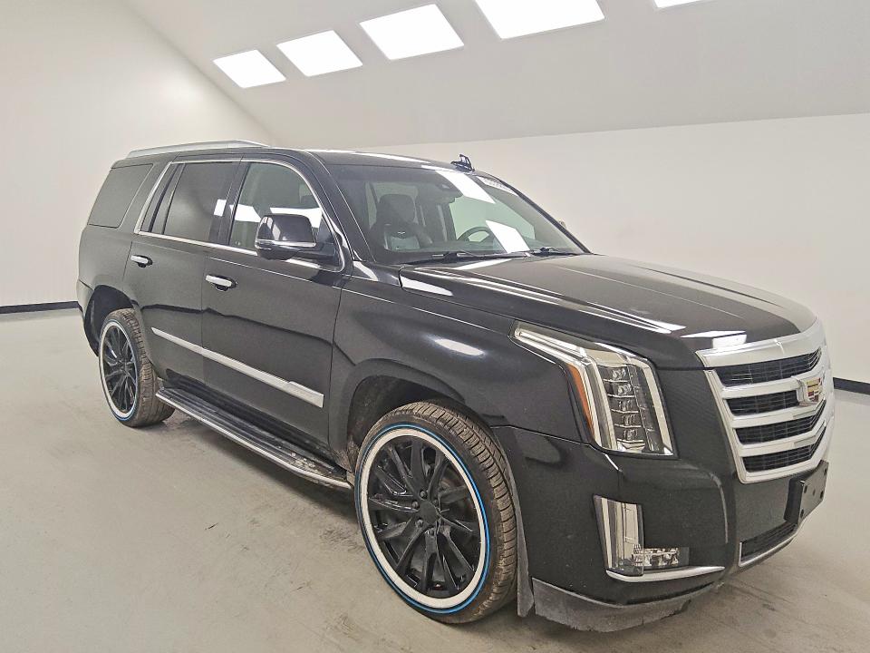 Продажа на аукционе авто 2018 Cadillac Escalade, vin: 1GYS3BKJXJR141098, номер лота: 56962206