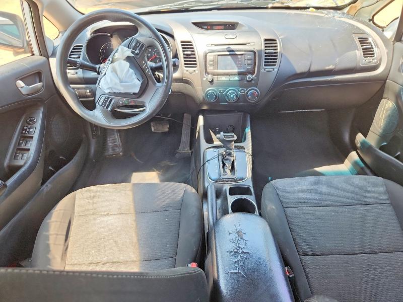 58834796 :رقم المزاد ، 3KPFK4A78JE268004 vin ، 2018 Kia Forte مزاد بيع