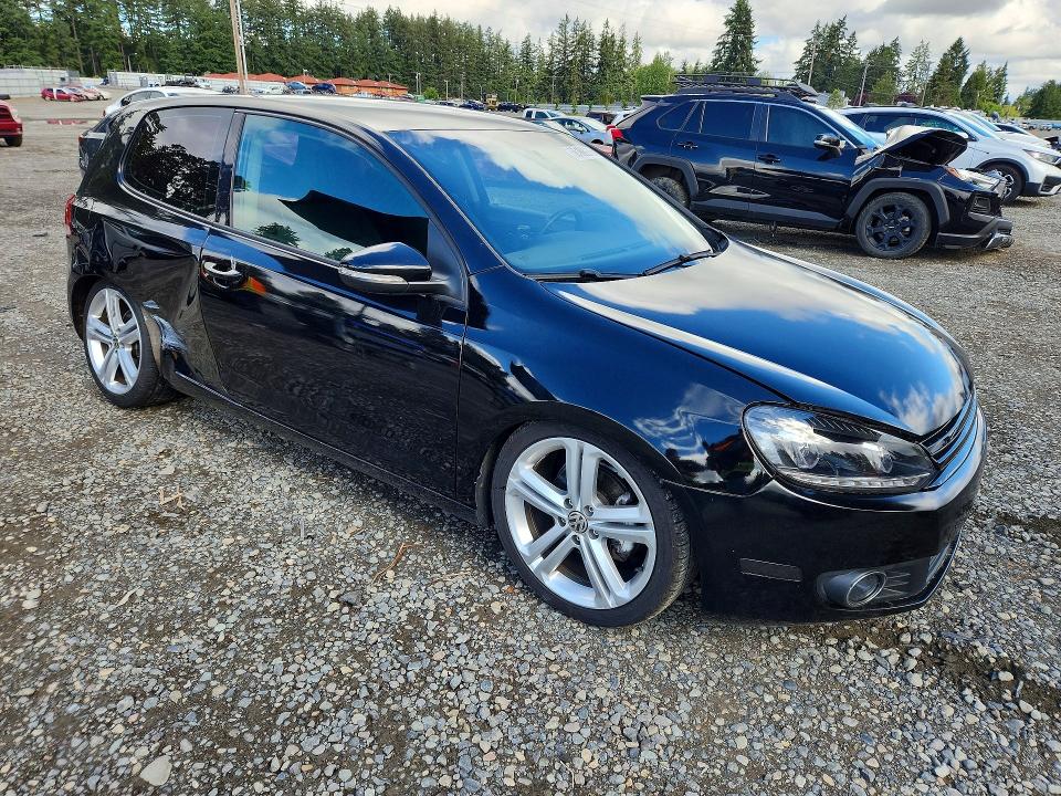 56188976 :رقم المزاد ، WVWAB7AJ2AW300362 vin ، 2010 Volkswagen Golf مزاد بيع