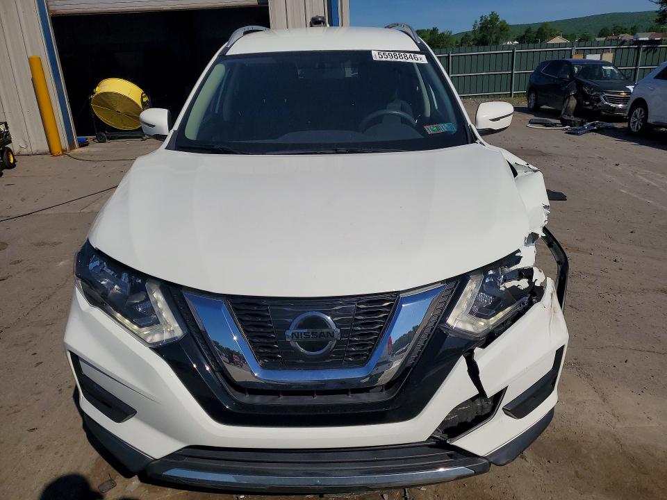 Продаж на аукціоні авто 2017 Nissan Rogue, vin: KNMAT2MV2HP604990, номер лоту: 55988846