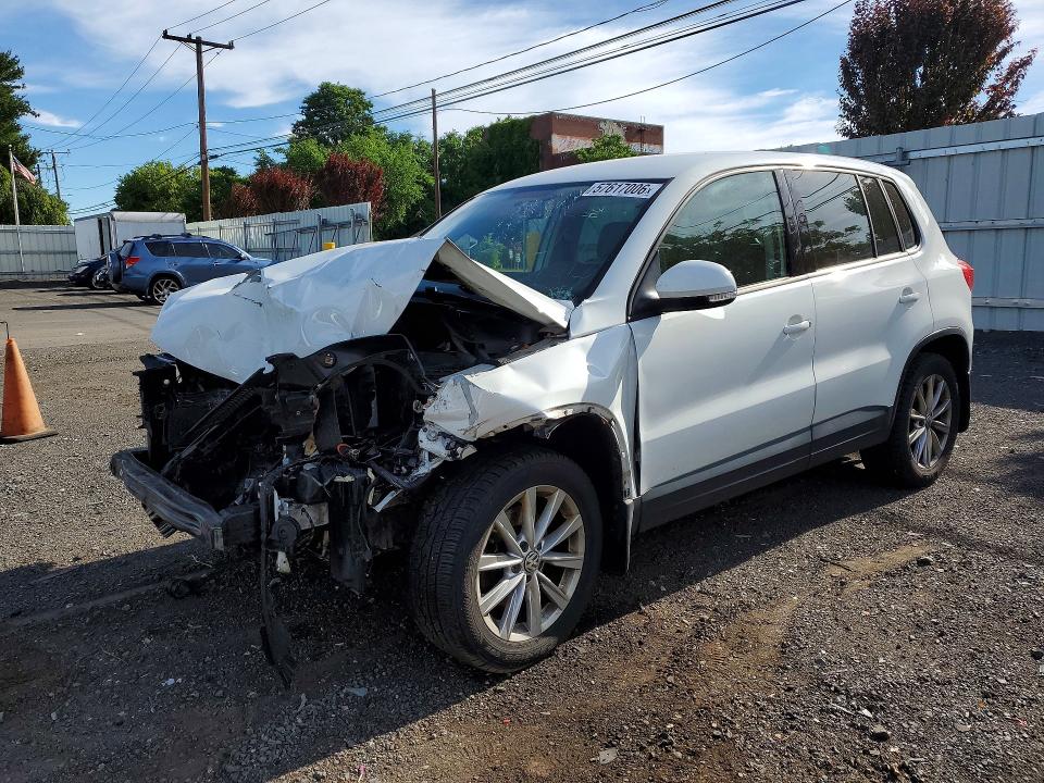 Продаж на аукціоні авто 2014 Volkswagen Tiguan, vin: WVGBV3AX1EW621139, номер лоту: 57617006