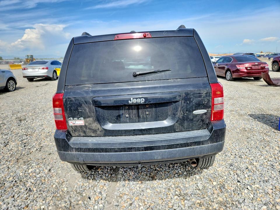 56044616 :رقم المزاد ، 1C4NJRFB7FD417567 vin ، 2015 Jeep Patriot مزاد بيع