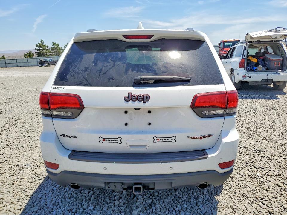 Продаж на аукціоні авто 2018 Jeep Grand Cherokee, vin: 1C4RJFLG2JC142818, номер лоту: 57205556