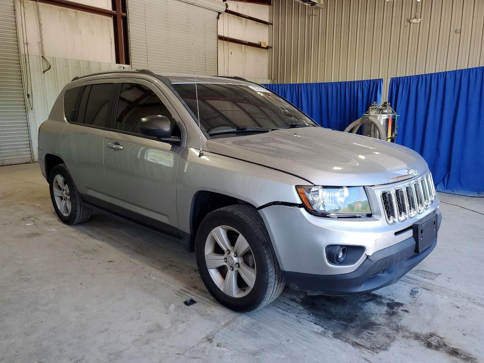 2016 Jeep Compass მანქანა იყიდება აუქციონზე, vin: 1C4NJDBB8GD709416, აუქციონის ნომერი: 55049296