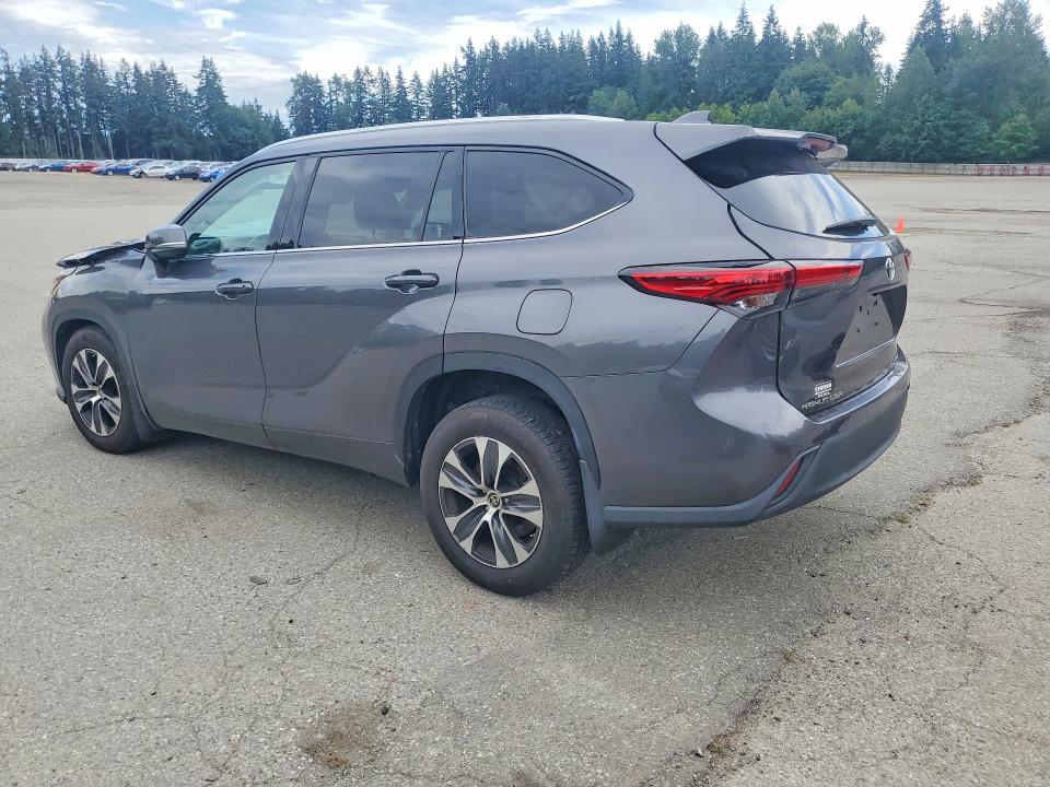 55680526 :رقم المزاد ، 5TDGZRBH1MS130061 vin ، 2021 Toyota Highlander مزاد بيع