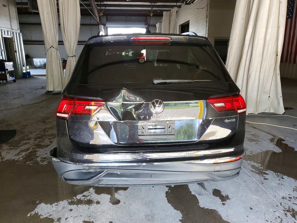 58027356 :رقم المزاد ، 3VV0B7AX6NM046095 vin ، 2022 Volkswagen Tiguan مزاد بيع