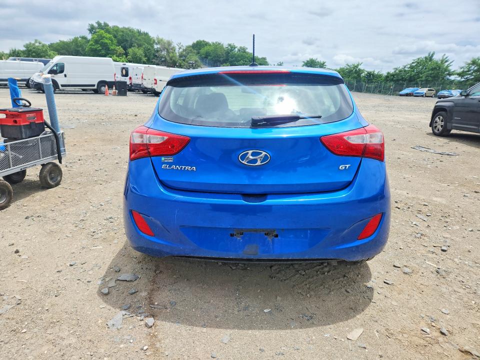 2017 Hyundai Elantra Gt მანქანა იყიდება აუქციონზე, vin: KMHD35LH4HU375932, აუქციონის ნომერი: 55874946