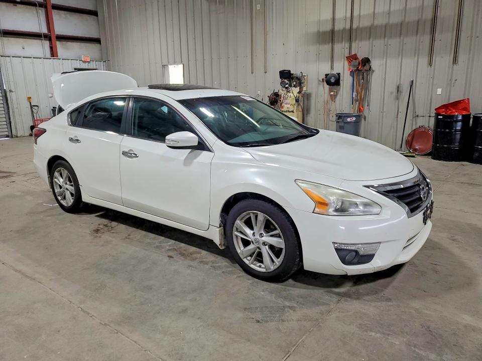2015 Nissan Altima მანქანა იყიდება აუქციონზე, vin: 1N4AL3AP3FN300433, აუქციონის ნომერი: 58331396