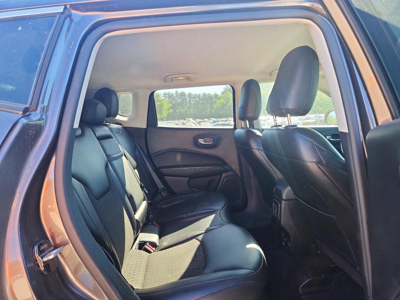 55998176 :رقم المزاد ، 3C4NJDBB8KT650676 vin ، 2019 Jeep Compass مزاد بيع