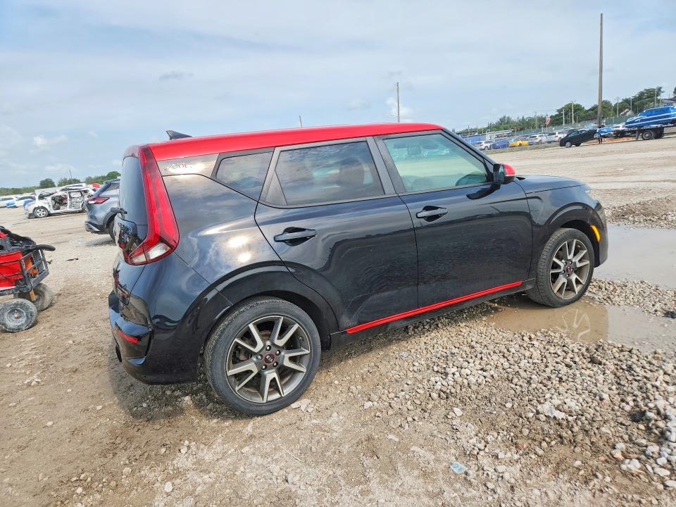 2020 Kia Soul მანქანა იყიდება აუქციონზე, vin: KNDJ63AU9L7106724, აუქციონის ნომერი: 57865676