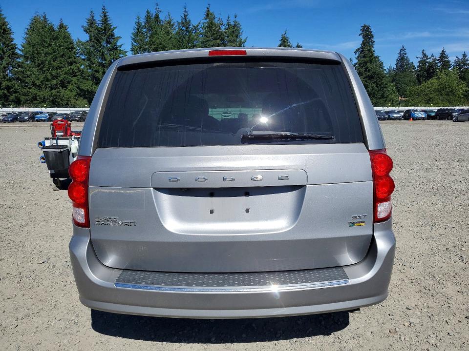 58018946 :رقم المزاد ، 2C4RDGCG8JR207062 vin ، 2018 Dodge Grand Caravan مزاد بيع