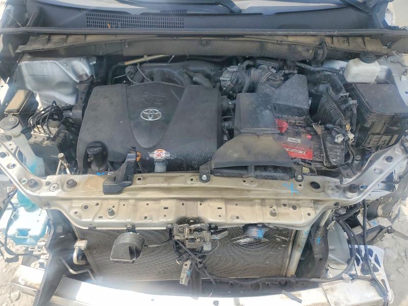 55888676 :رقم المزاد ، 5TDKZRFH4KS571040 vin ، 2019 Toyota Highlander مزاد بيع