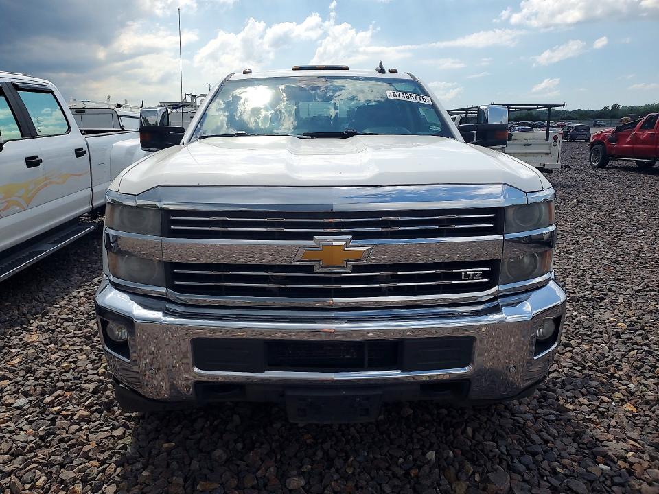 Продажа на аукционе авто 2015 Chevrolet Silverado, vin: 1GC4K0E88FF520611, номер лота: 57495776