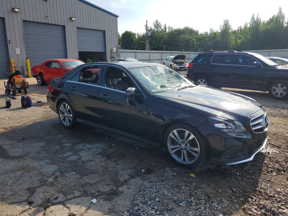 57588416 :رقم المزاد ، WDDHF8JB9GB290081 vin ، 2016 Mercedes-benz E مزاد بيع