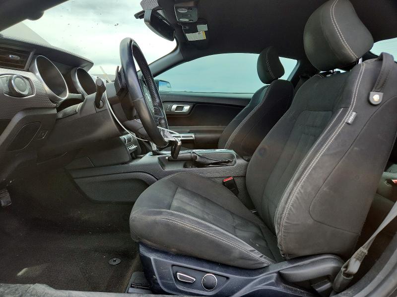 57526476 :رقم المزاد ، 1FA6P8TH3J5163726 vin ، 2018 Ford Mustang مزاد بيع