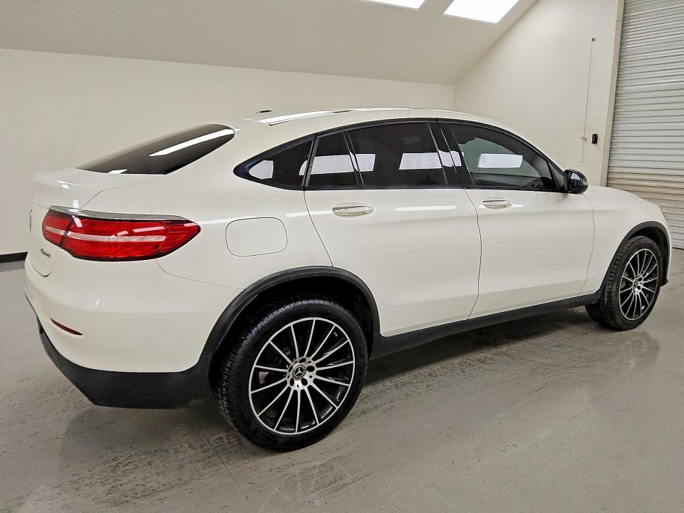 51509996 :رقم المزاد ، WDC0J4KB4HF224362 vin ، 2017 Mercedes-benz Glc Coupe مزاد بيع