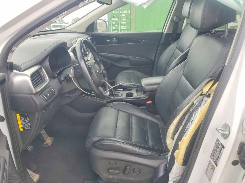 2017 Kia Sorento მანქანა იყიდება აუქციონზე, vin: 5XYPKDA59HG199825, აუქციონის ნომერი: 56304036