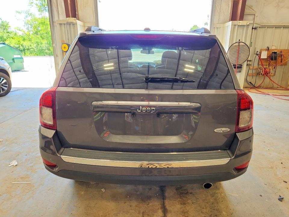 58211916 :رقم المزاد ، 1C4NJCEB3HD185258 vin ، 2017 Jeep Compass مزاد بيع